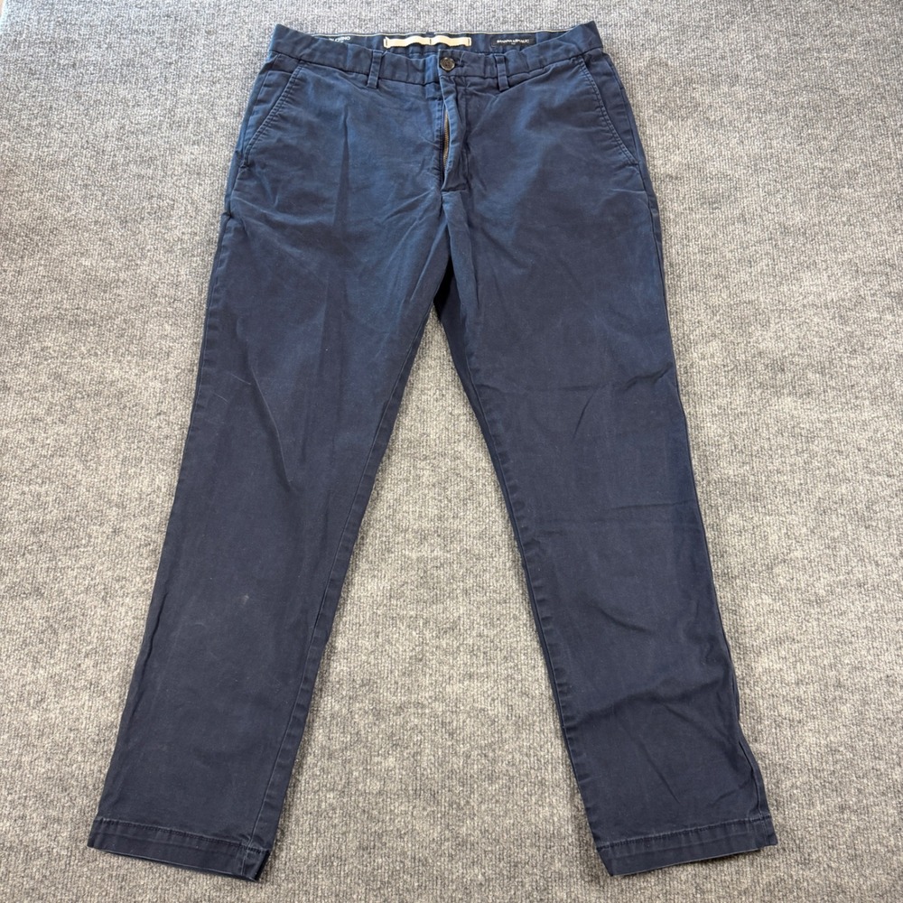 Banana Republic Lived-In Chino Cotton Navy Blue 32x30 Athletic Fit Preppy